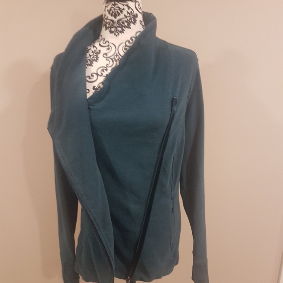 Lululemon wrap zip up sweater - Picture 2 of 3